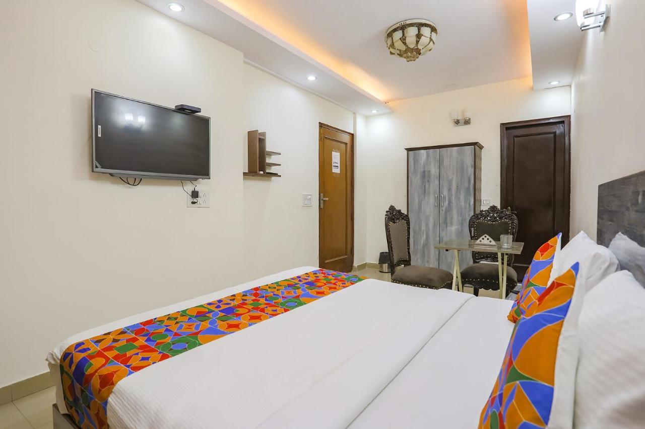 Hotel Fabexpress Jpm Harshdeep Neu-Delhi Exterior foto