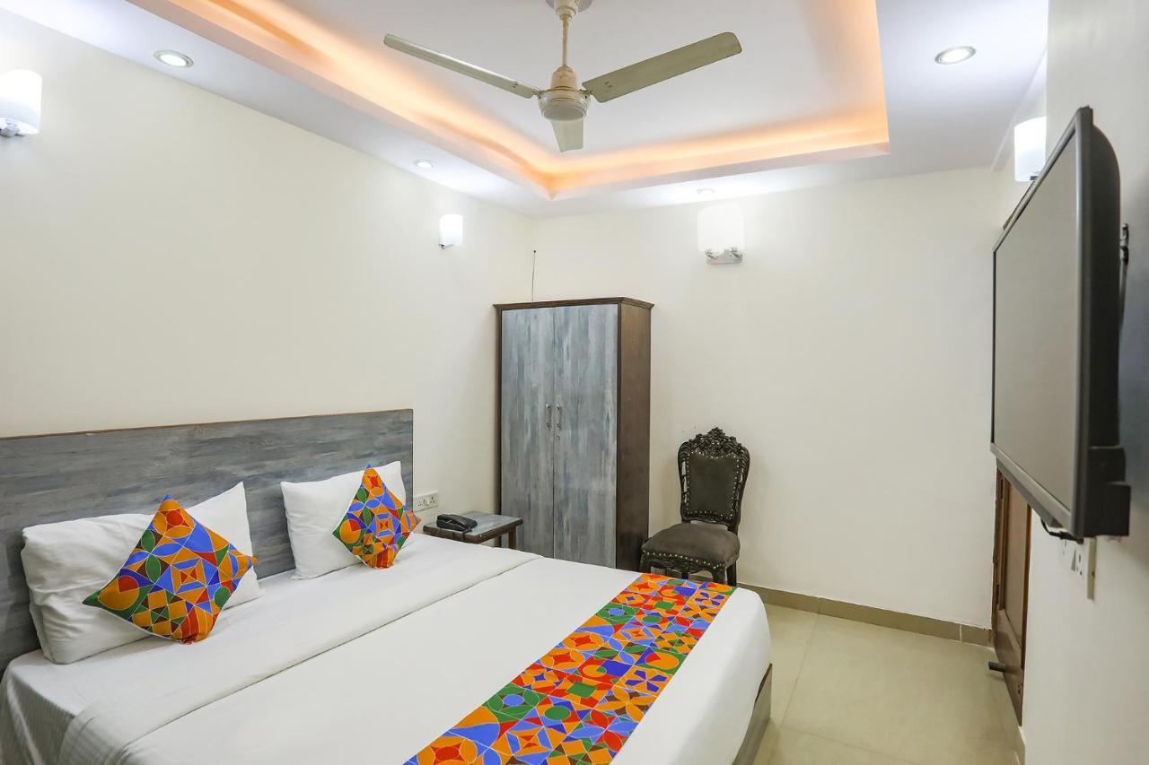 Hotel Fabexpress Jpm Harshdeep Neu-Delhi Exterior foto