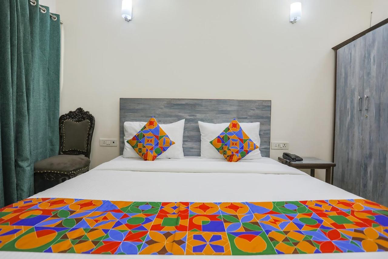 Hotel Fabexpress Jpm Harshdeep Neu-Delhi Exterior foto