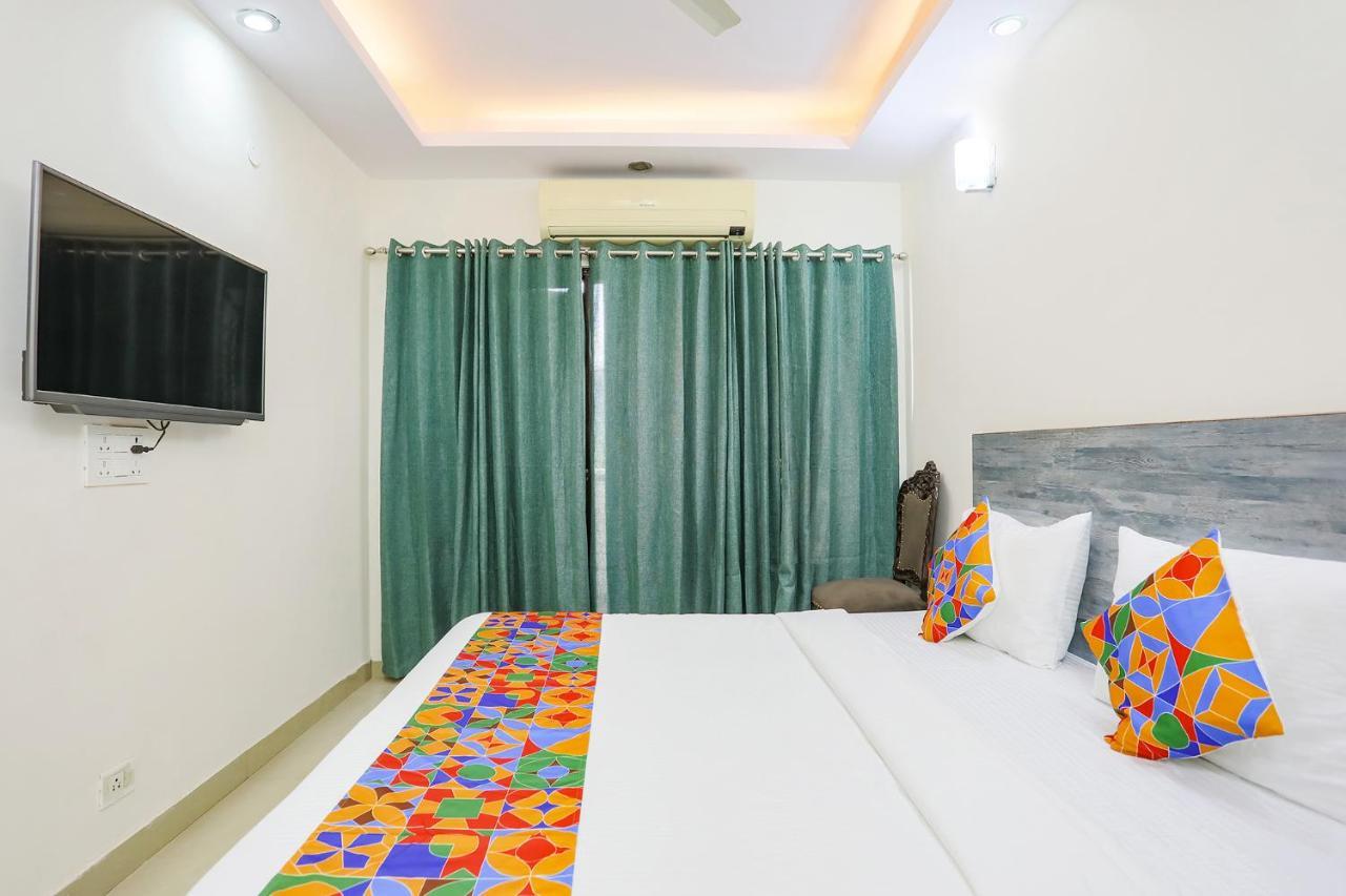 Hotel Fabexpress Jpm Harshdeep Neu-Delhi Exterior foto